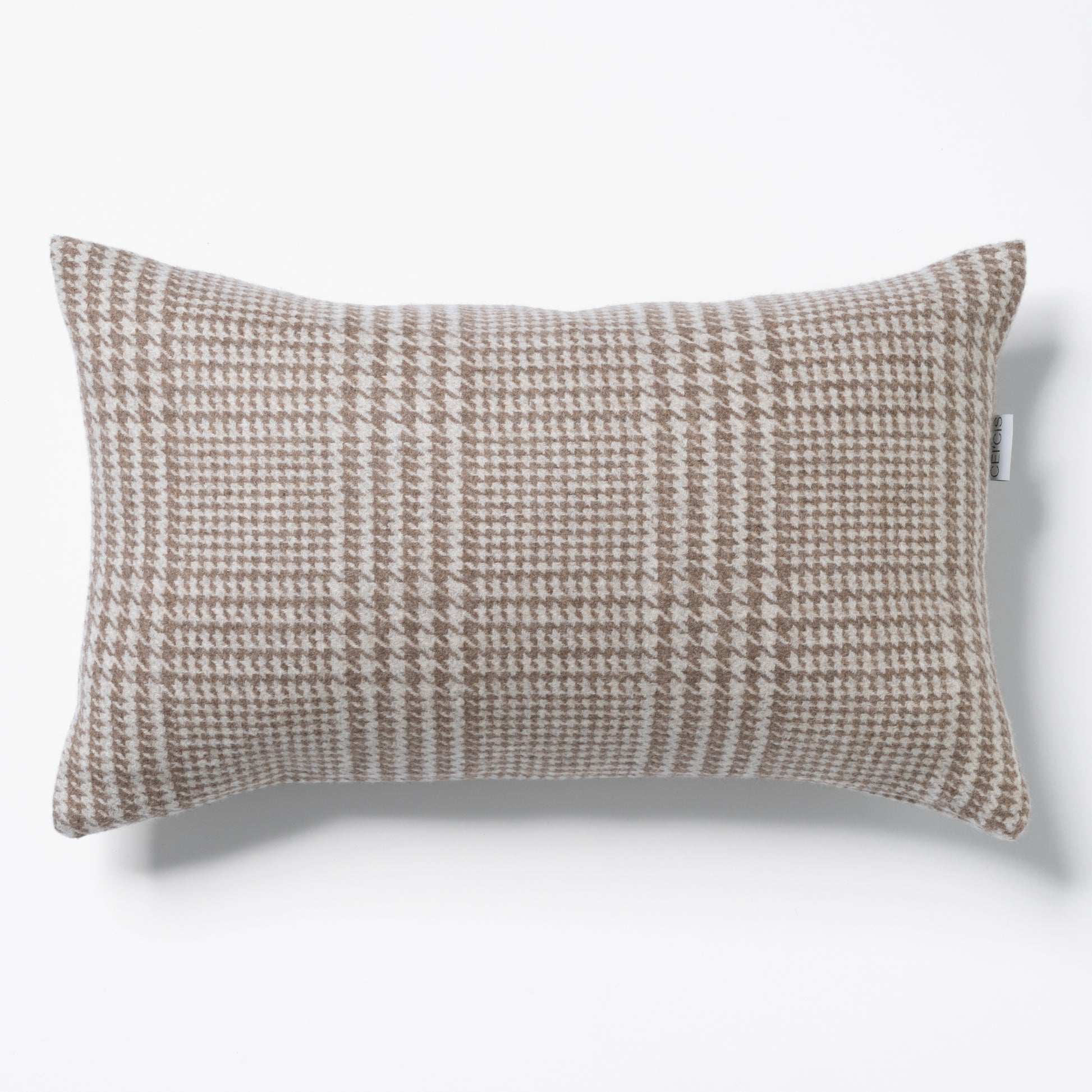 Kissen 30x50 cm aus 95% Merinowolle und 5% Kaschmir in beige mit Hahnentritt-Muster, Marke CEI'CIS