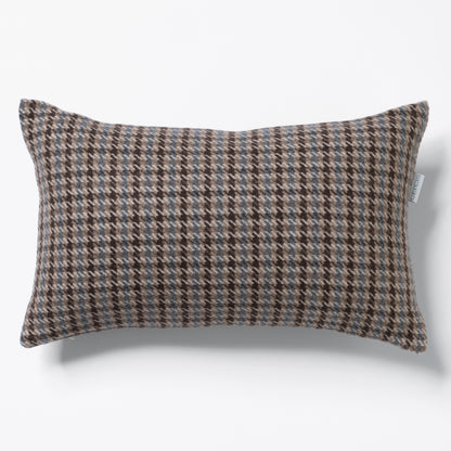 Kissen 30x50 cm mit Karo-Muster in braun-blau-creme, 95% Merinowolle, 5% Kaschmir, Marke CEI'CIS