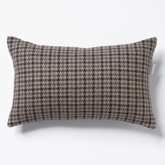 Kissen 30x50 cm mit Karo-Muster in braun-blau-creme, 95% Merinowolle, 5% Kaschmir, Marke CEI'CIS